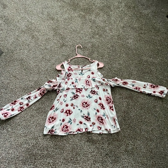 Jack by BB Dakota Tops - Peek a Boo cut out long sleeved top